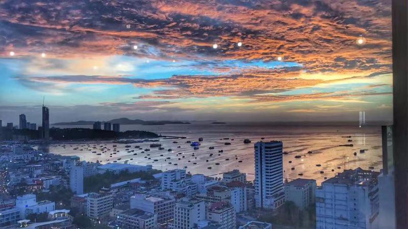 The Base Central Pattaya Buitenkant foto