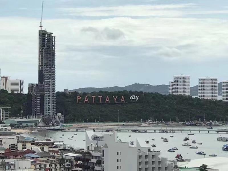 The Base Central Pattaya Buitenkant foto